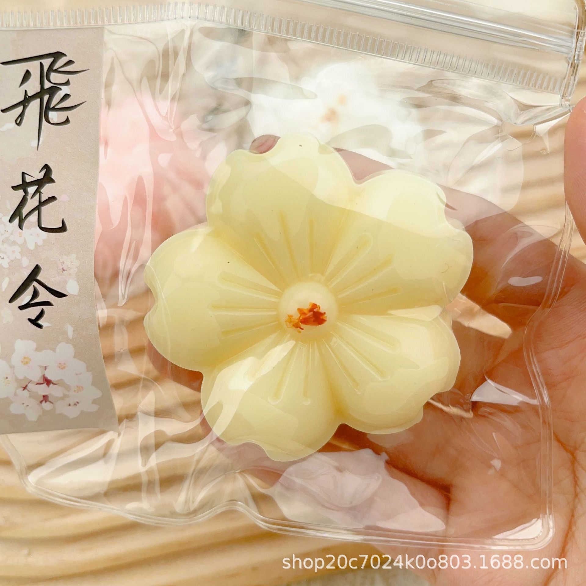 Silicone chicken kneading fun